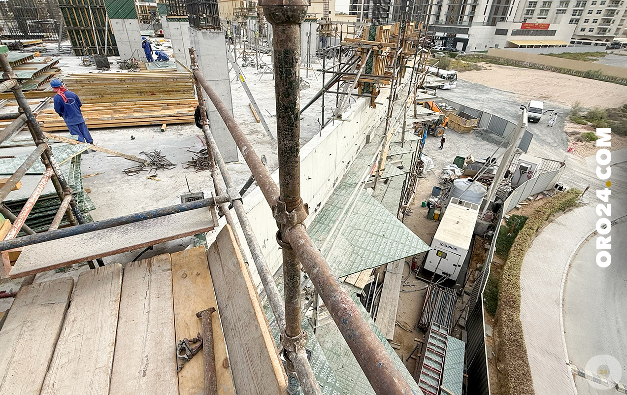 ALBERO BY ORO24 Construction